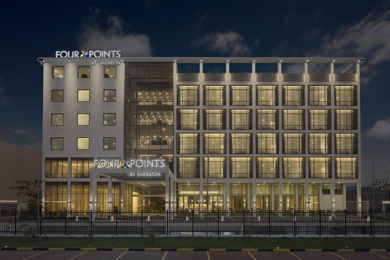 Four Points By Sheraton Nairobi Airport Hotel Exterior photo